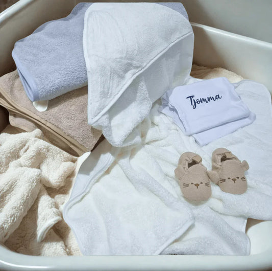 Wrap Your Baby in Comfort with Our Hooded Hypoallergenic Baby Bath Towel - Baba Regalo Boutique